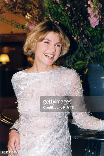 Animatrice Alexandra Bronkers le 27 mars 1999 à Deauville, France.