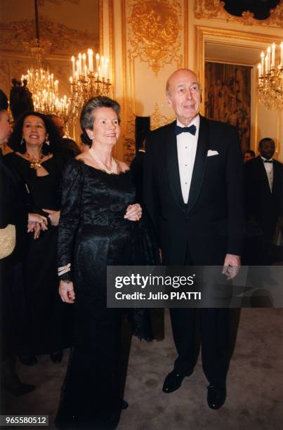 Anne-Aymone Giscard d'Estaing, Présidente de la Fondation pour l'Enfance et Valéry Giscard d'Estaing au gala organisé au profit de la fondation à...