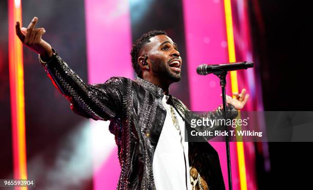 Jason Derulo performs during the annual Walmart shareholders meeting event on June 1, 2018 in Fayetteville, Arkansas. The shareholders week brings...