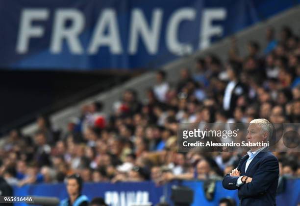 Didier Deschamps head coach of France looks on during the International Friendly match between France and Italy at Allianz Riviera Stadium on June 1,...