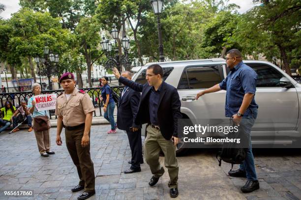 Jorge Arreaza, Venezuela's foreign affairs minister, center, arrives at the chancellery in Caracas, Venezuela, on Friday, June 1, 2018. Venezuelan...