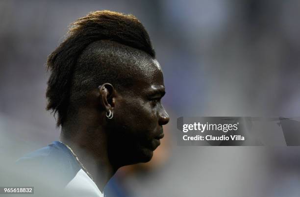 Mario Balotelli of Italy looks on prior to the International Friendly match between France and Italy at Allianz Riviera Stadium on June 1, 2018 in...