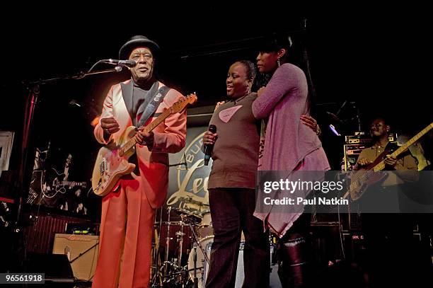 Female Rapper Rashawnna Guy 1,330 Buddy Guy Legends Stock Photos, High-Res Pictures, and Images ...