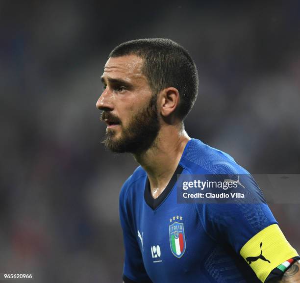 Leonardo Bonucci of Italy looks on during the International Friendly match between France and Italy at Allianz Riviera Stadium on June 1, 2018 in...