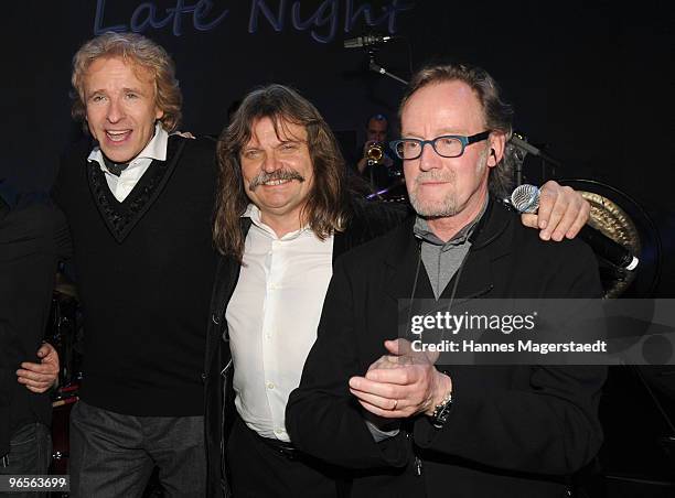 Thomas Gottschalk, Leslie Mandoki and John Halliwell attend the Touareg World Premiere at the Postpalast on February 10, 2010 in Munich, Germany.