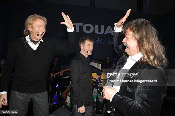 Thomas Gottschalk and Leslie Mandoki attend the Touareg World Premiere at the Postpalast on February 10, 2010 in Munich, Germany.