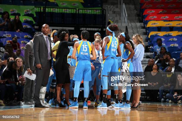 Head Coach Amber Stocks of the Chicago Sky leads a huddle during the game against the Connecticut Sun on June 1, 2018 at the Wintrust Arena in...