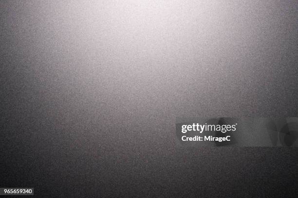 top lit matte metallic texture - silber hintergrund stock-fotos und bilder