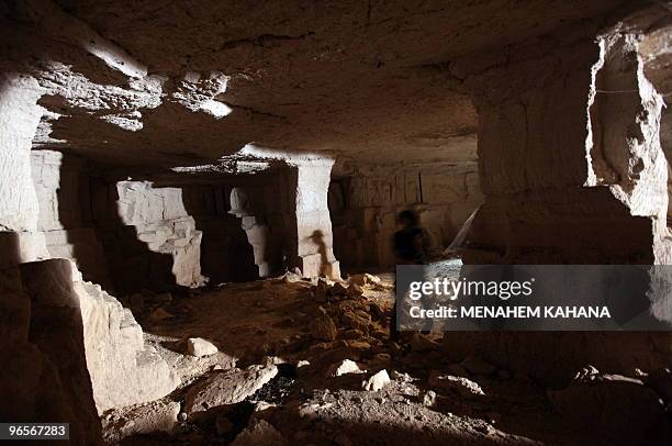 Gavin Rabinowitz 632 Mine Filed Stock Photos, High-Res Pictures, and Images - Getty Images