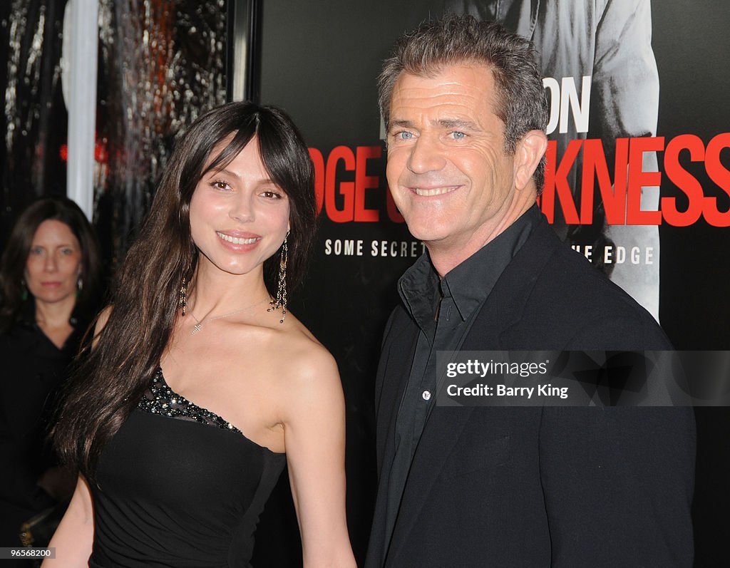 "Edge Of Darkness" Los Angeles Premiere - Arrivals