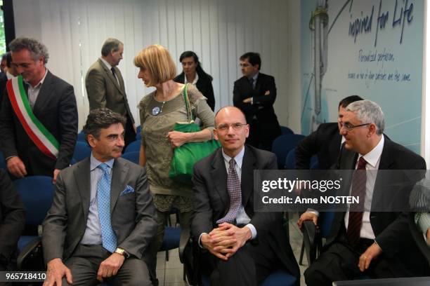 Le premier ministre Italien Enrico Letta visite la societe Sorin un an apres le seisme en Emilie-Romagne le 30 mai 2013 a Mirandola, Emilie-Romagne,...