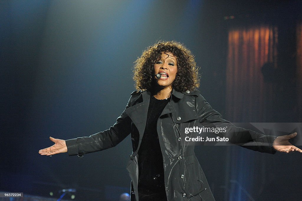 Whitney Houston Performs In Japan