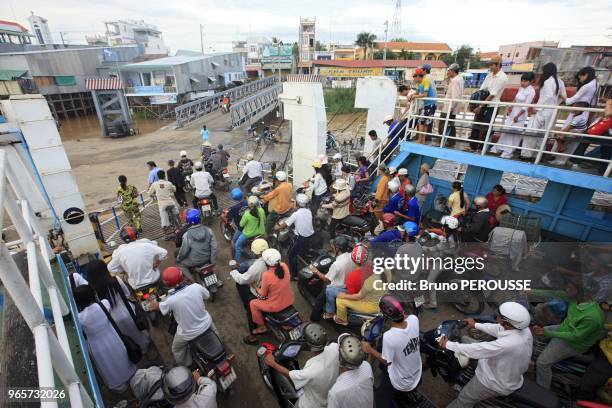 Asia, Vietnam, south, Chau Doc, ferryboat on Mekong river.