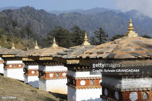 Bhutan , the road from Thimphu to Punakha trough Dochu-la pass , the Druk Wangyal monument made of 108 chorten // Bhoutan , la route de Thimphu a...