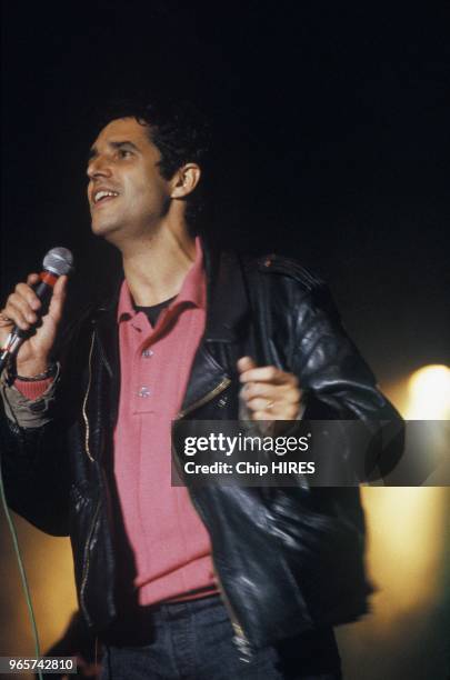 Singer Julien Clerc takes part in a concert organised by SOS Racisme , June 20, 1987.