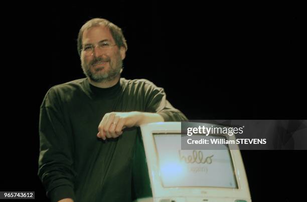 Steve Jobs, co-founder and CEO of Apple, introduces the IMAC in Paris, September 17, 1998.