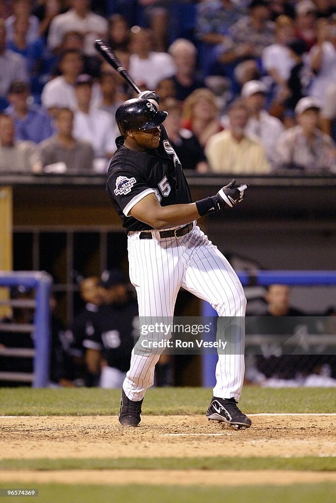 Devil Rays Frank Frank Thomas of Chicago White Sox hits his 400th career home run ...