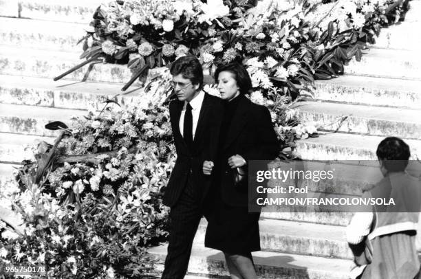 Denise Fabre et son mari Francis Vandenhende sont venus assister à la messe célébrée en l'église de la Madeleine, le 29 septembre 1983, Paris, France.