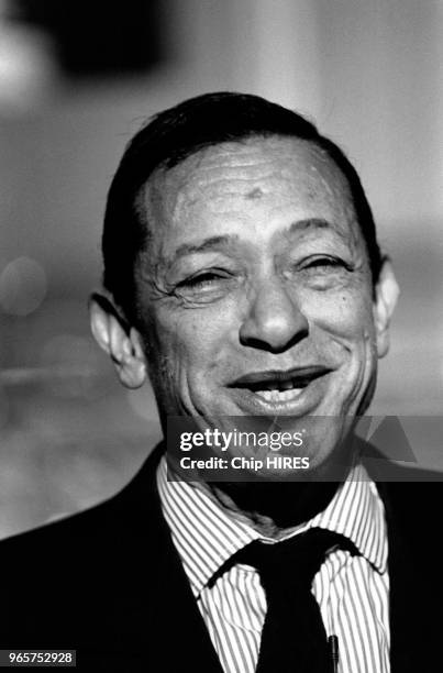 Portrait du chanteur Henri Salvador le 21 janvier 1987 à Paris, France.