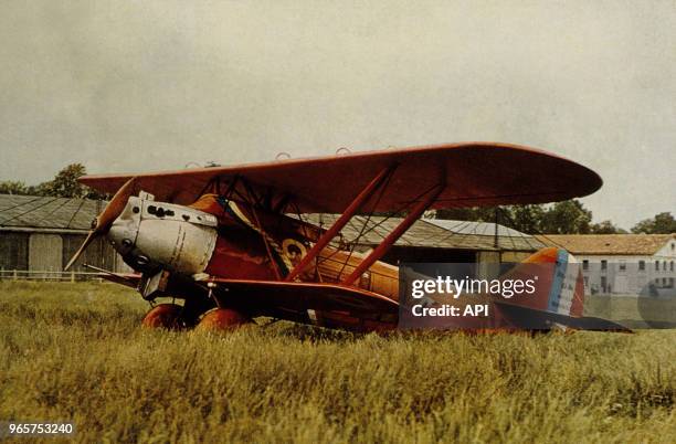 Dieudonné Costes et son avion Bréguet 19 "Le Point d'Interrogation" le 23 août 1930.