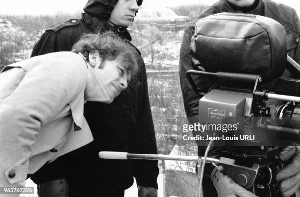 Patrick Dewaere est le partenaire de la jeune Marie Trintignant dans le film "Série noire" d'Alain Corneau, le 18 janvier 1979, Paris, France.