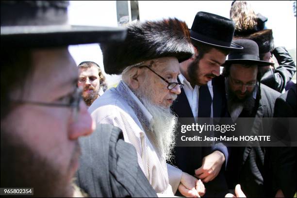 Kabbalist Kabbalist Photos and Premium High Res Pictures - Getty Images