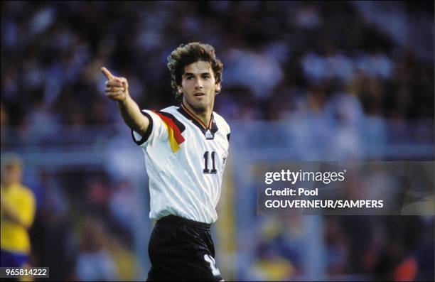 388 Karl Heinz Riedle Fotos Stock Photos, High-Res Pictures, and Images ...