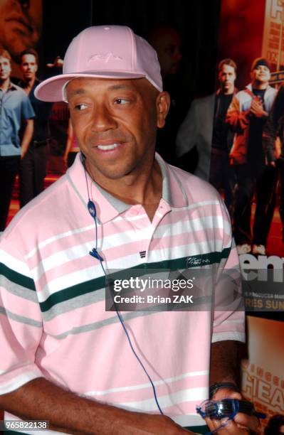 Russell Simmons arrives at the premiere Of HBO's "Entourage" at Loews E-Walk Theater.