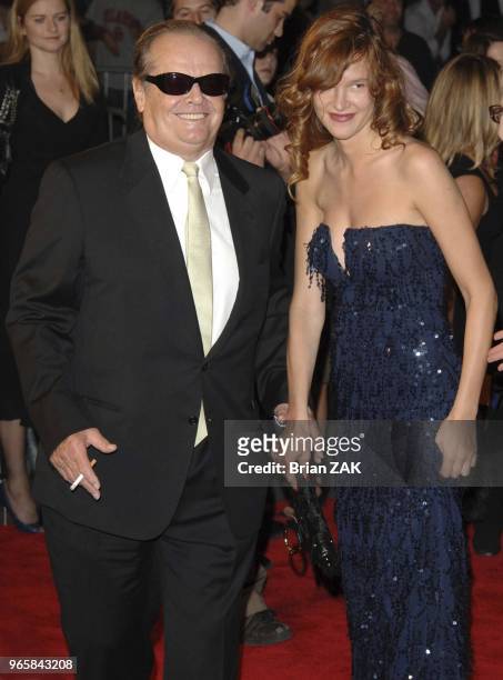 Jack Nicholson arrives to the New York Premiere of "The Departed" held at the Ziegfeld Theater, New York City BRIAN ZAK.