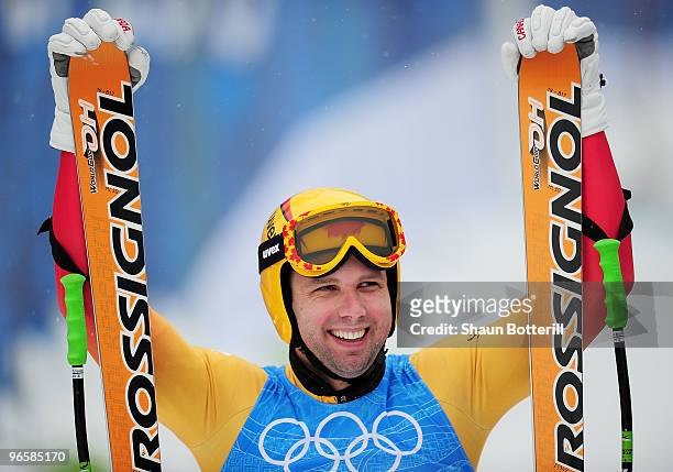 Manuel Osborne-Paradis of Canada competes in the men's alpine skiing downhill practice held at Whistler Creekside ahead of the Vancouver 2010 Winter...