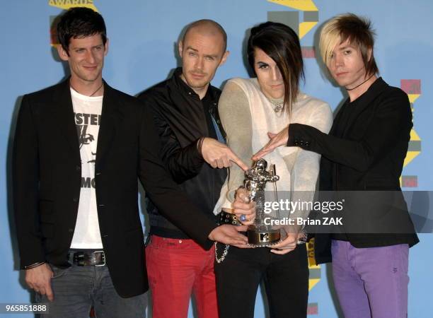 Pose in the press room during the 2006 MTV Video Music Awards at Radio City Music Hall, New York City BRIAN ZAK.