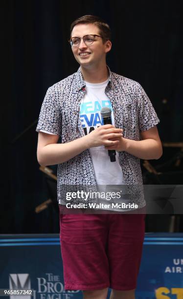 Will Roland Wife 815 Walter Roland Stock Photos, High-Res Pictures, and Images - Getty ...