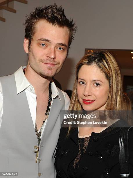 Actor Christopher Backus and actress Mira Sorvino attend a luncheon celebrating INGLOURIOUS BASTERDS at the private home of Katharina Otto-Bernstein...