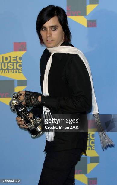 Jared Leto poses in the press room during the 2006 MTV Video Music Awards at Radio City Music Hall, New York City BRIAN ZAK.