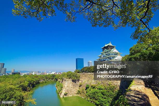 osaka castle, chuo-ku, osaka, japan - stadt osaka stock-fotos und bilder