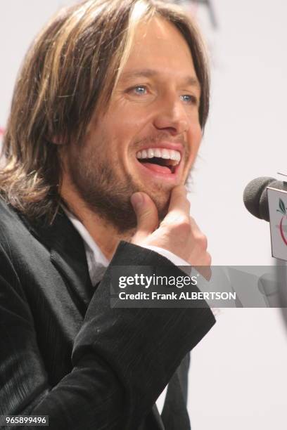 Keith Urban arriving at the 39th Annual CMA Awards at Madison Square Garden. Photo by Frank Albertson.