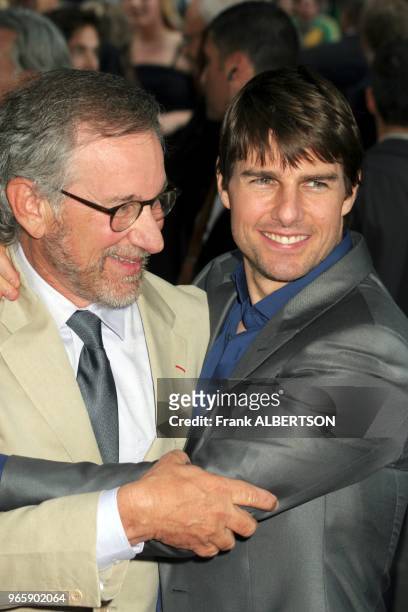 June 23, 2005 Steven Spielberg and Tom Cruise at the premiere of War Of The Worlds in New York city. Photo by Frank Albertson.