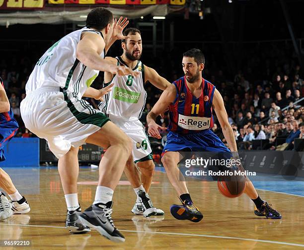 Juan Carlos Navarro, #11 of Regal FC Barcelona in action during the Euroleague Basketball 2009-2010 Last 16 Game 3 between Regal FC Barcelona vs...