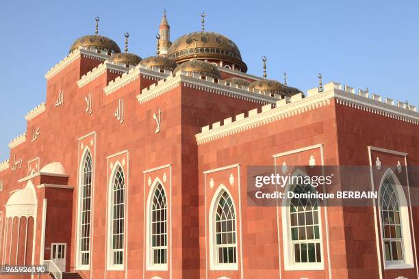 Mosquée à coupoles dans le quartier d'Al Barsha à Dubai.