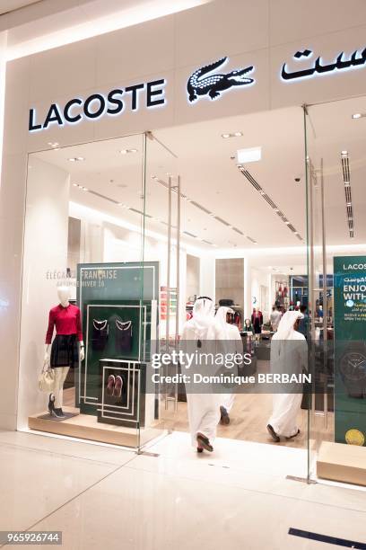 Magasin Lacoste au Dubaï Mall, 29 octobre 2016, Dubaï.