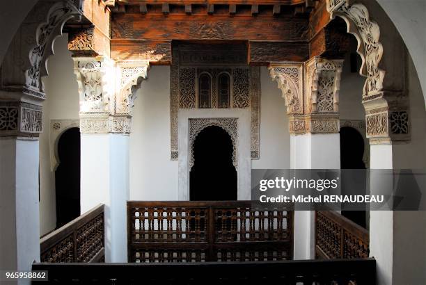 Medersa Ben Youssef, école coranique du XVIème qui connut un rayonnement dans tout le Maghreb.Plusieurs de ses éléments de décor sont...