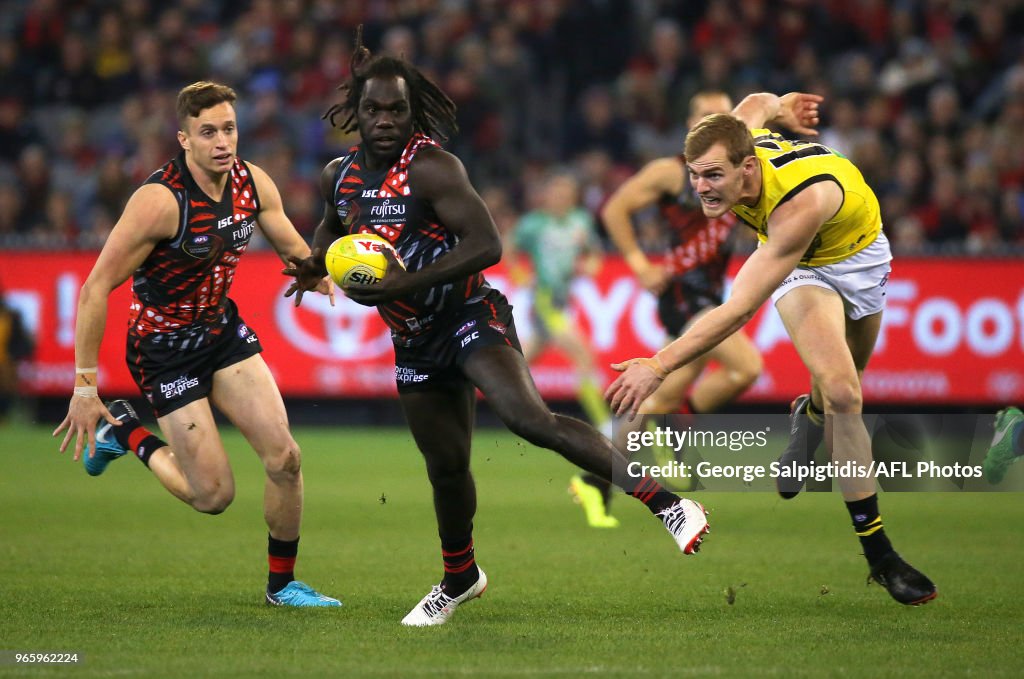 AFL Rd 11 - Essendon v Richmond