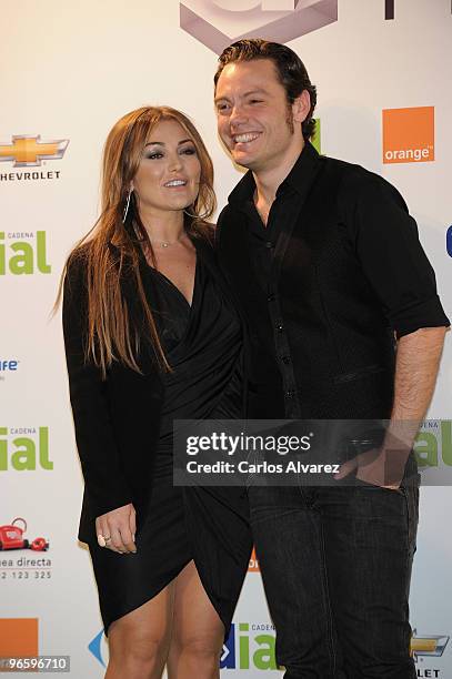 Spanish singer Amaia Montero and Italian singer Tiziano Ferro attend the ''Cadena Dial'' 2010 awards at the Tenerife Auditorium on February 11, 2010...