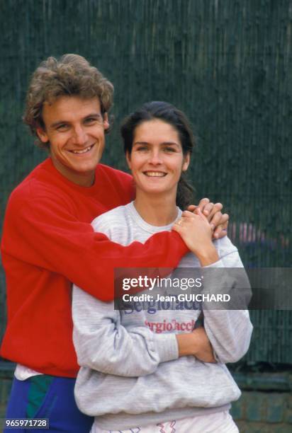 Le champion de tennis Mats Wilander et sa femme Sonya à Monaco le 29 avril 1987.