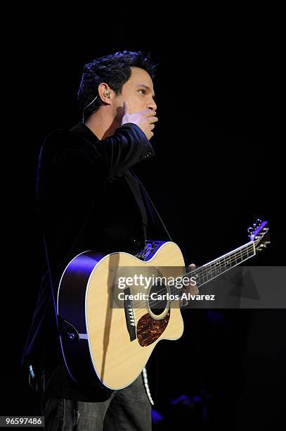 Spanish singer Alejandro Sanz performs on stage during "Cadena Dial" 2010 awards at the Tenerife Auditorium on February 11, 2010 in Tenerife, Spain.