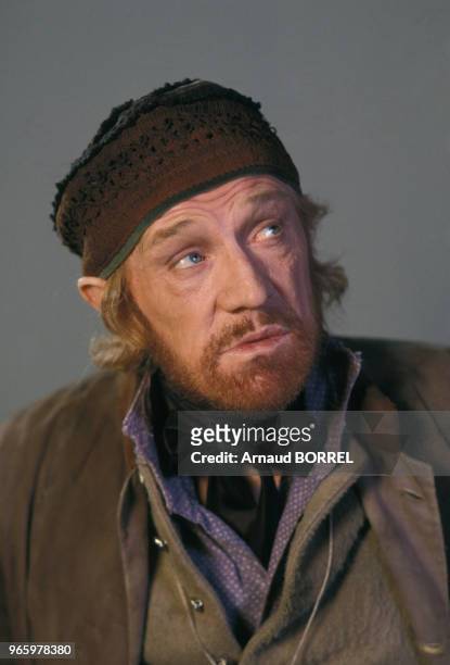 Portrait de l'acteur Richard Harris pendant le tournage du film 'Mack the Knife' réalisé par Menahem Golan le 23 novembre 1988 en Hongrie.