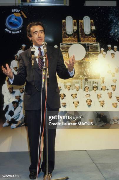 Jean-Luc Lagardère lors de la soirée donnée en l'honneur du satellite SPOT-1 lancé avec succès par la fusée Ariane 1 le 24 mars 1986 à Paris, France.