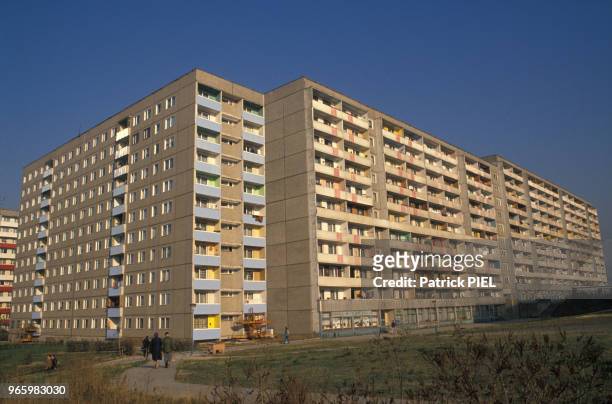 Barre d'immeubles le 17 novembre 1989 à Jena, Allemagne.