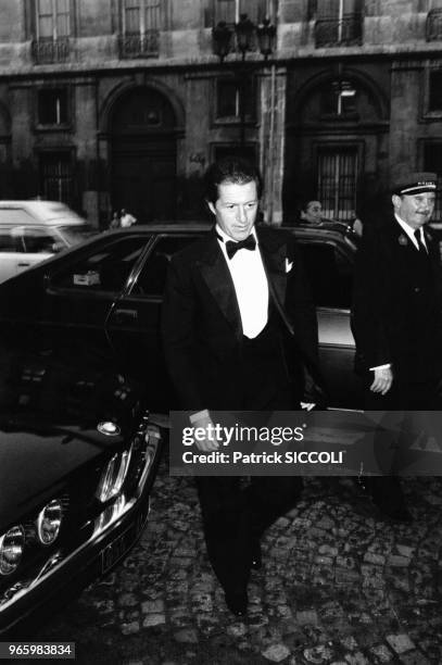 Philippe Junot, ex-époux de la princesse Caroline de Monaco, arrivant chez Maxim's le 24 juin 1982 à Paris, France.