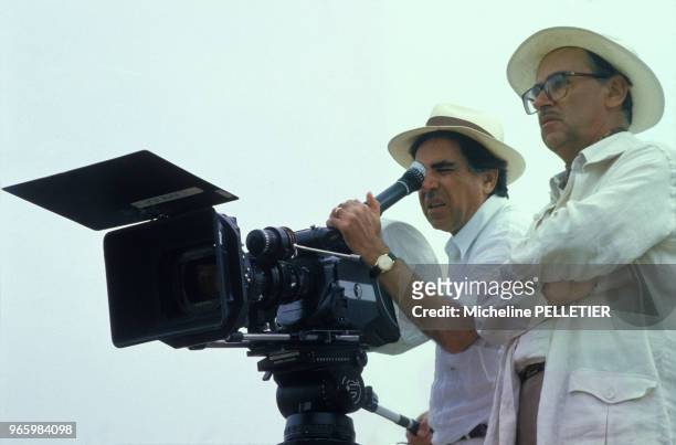 Les frères Taviani lors du tournage du film 'Good Morning Babilonia' le 22 juin 1986 en Italie.